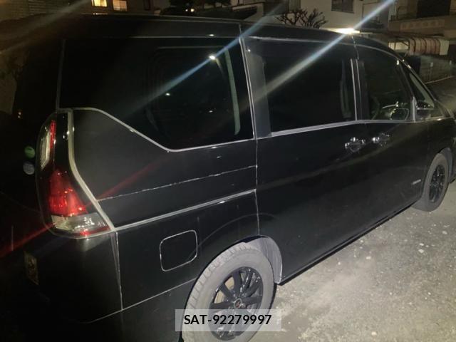 Nissan SERENA 2018-06 6673602-2