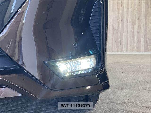 Nissan SERENA 2021-08 6673563-13