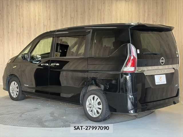 Nissan SERENA 2017-04 6673596-22