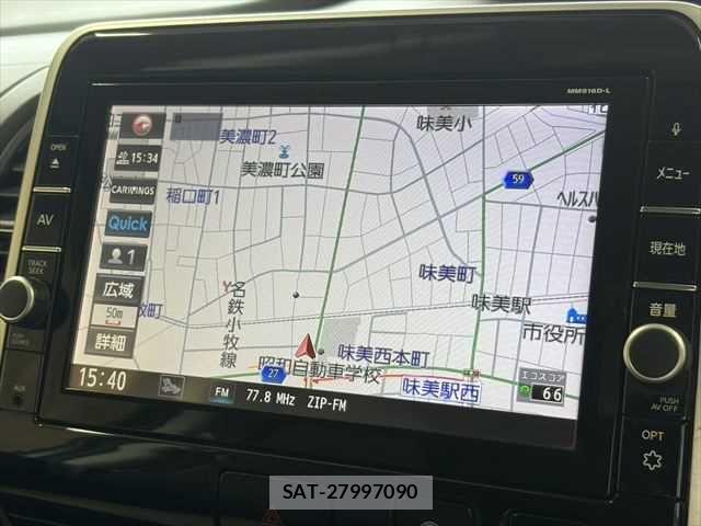 Nissan SERENA 2017-04 6673596-3