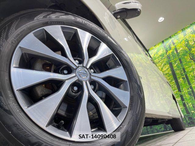 Nissan SERENA 2017-01 6673566-13