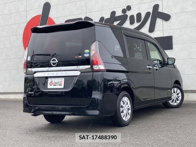Nissan SERENA 2020-12 6673561-1