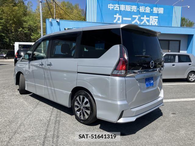 Nissan SERENA 2017-08 6673595-2