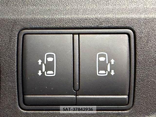 Nissan SERENA 2019-05 6673562-15