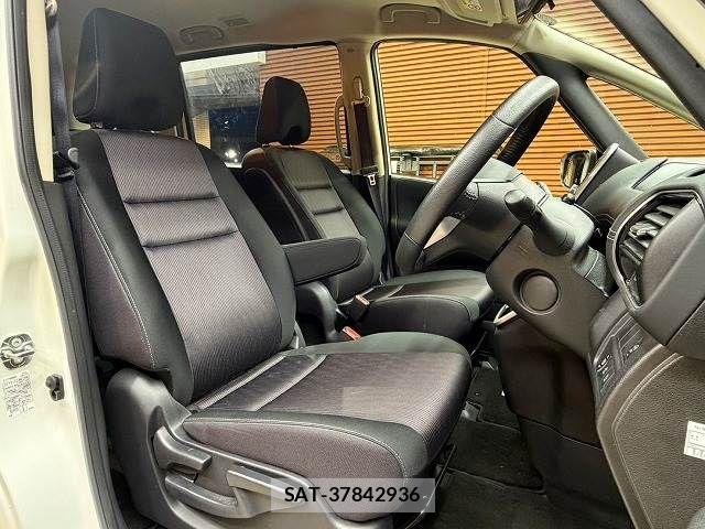 Nissan SERENA 2019-05 6673562-6