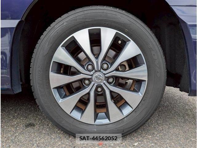 Nissan SERENA 2017-03 6673567-10