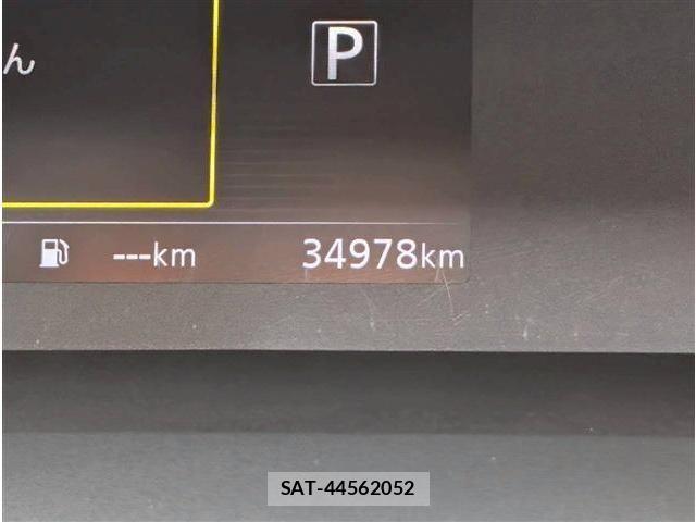 Nissan SERENA 2017-03 6673567-26