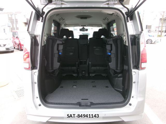 Nissan SERENA 2018-01 6677979-10