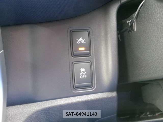 Nissan SERENA 2018-01 6677979-17