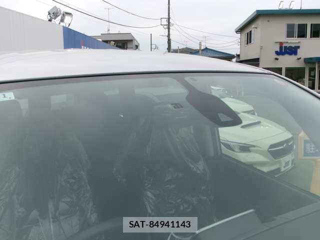 Nissan SERENA 2018-01 6677979-21
