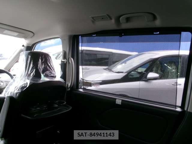 Nissan SERENA 2018-01 6677979-22