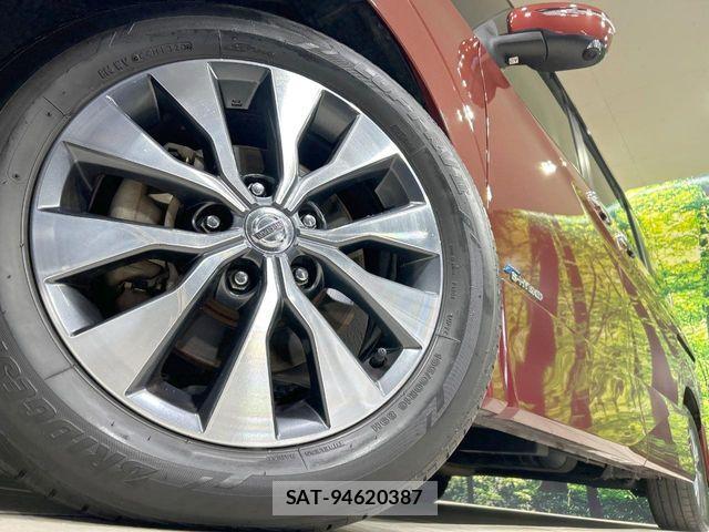 Nissan SERENA 2017-04 6678007-13