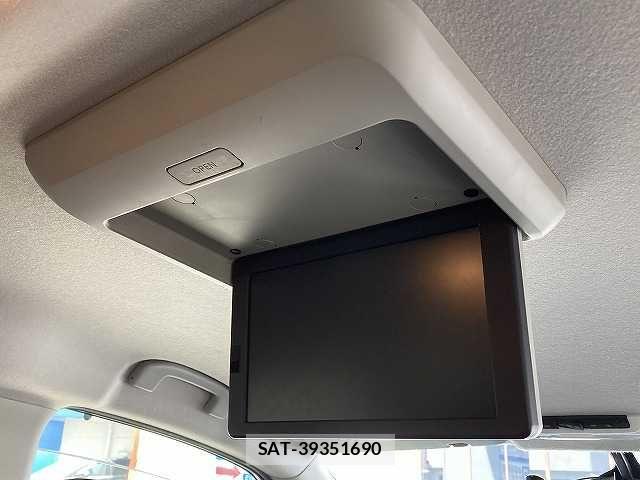Nissan SERENA 2017-03 6678004-9