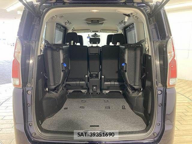 Nissan SERENA 2017-03 6678004-12