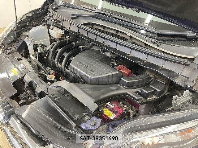 Nissan SERENA 2017-03 6678004-17
