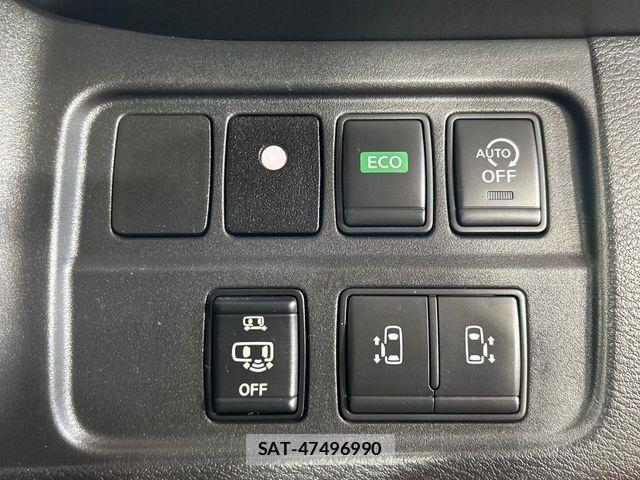 Nissan SERENA 2017-09 6678020-5