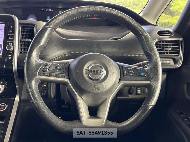 Nissan SERENA 2017-02 6678018-11
