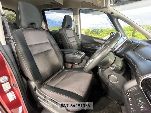 Nissan SERENA 2017-02 6678018-7