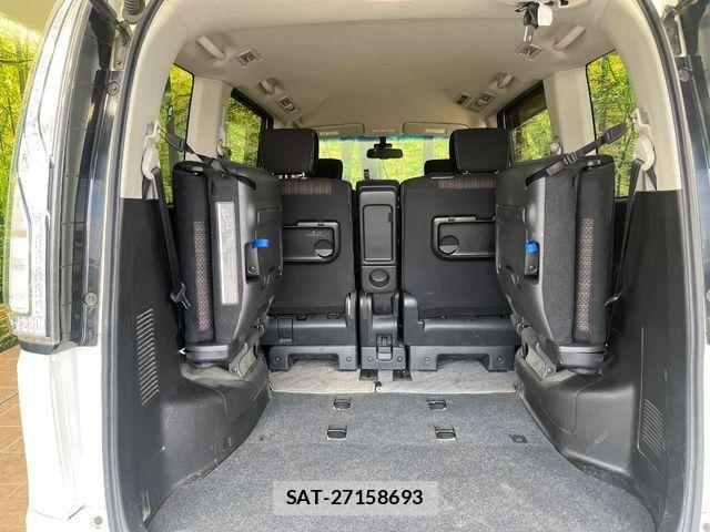 Nissan SERENA 2015-05 6678005-10