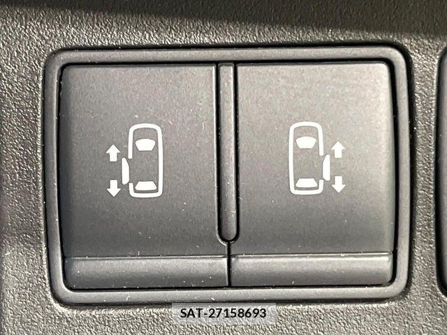 Nissan SERENA 2015-05 6678005-5