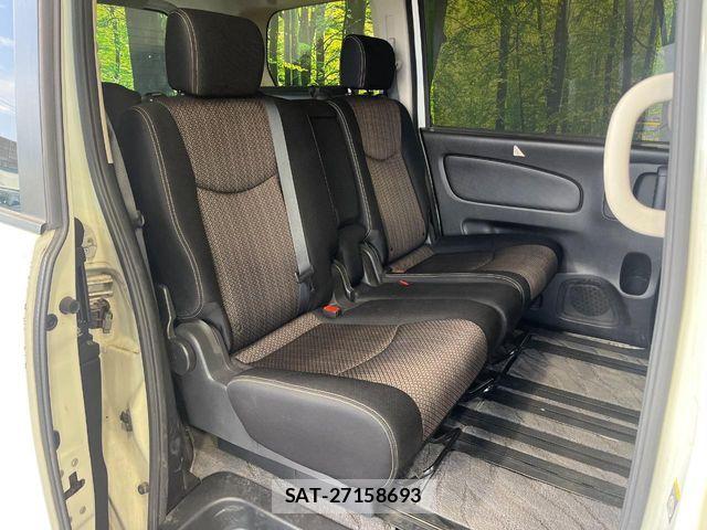 Nissan SERENA 2015-05 6678005-8