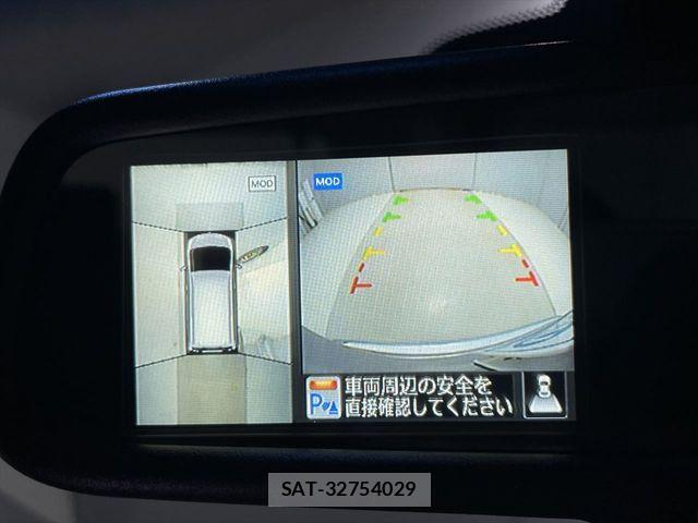 Nissan SERENA 2014-12 6678014-21