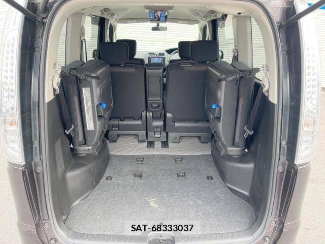 Nissan SERENA 2013-05 6678036-9