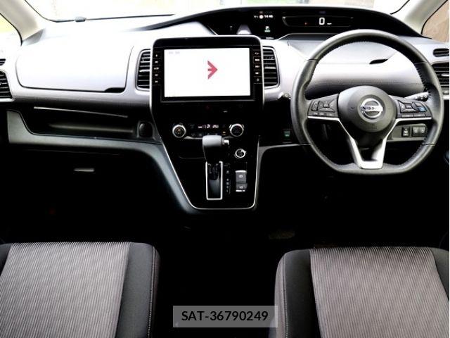 Nissan SERENA 2022-10 6677963-1