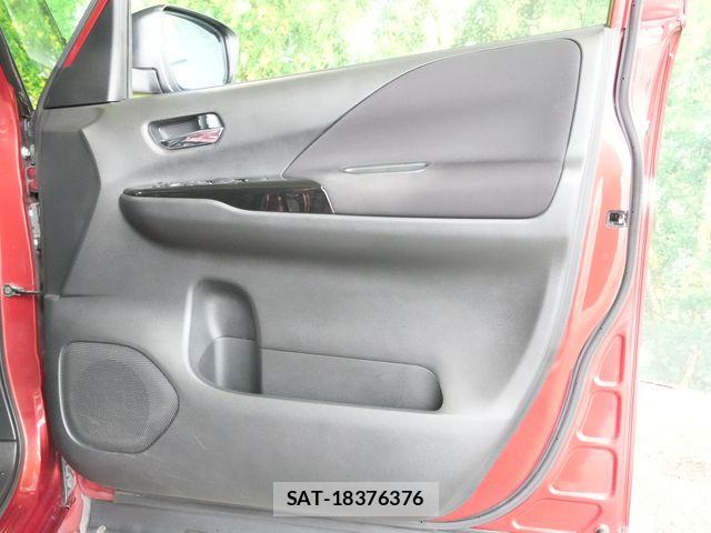 Nissan SERENA 2016-08 6677993-21