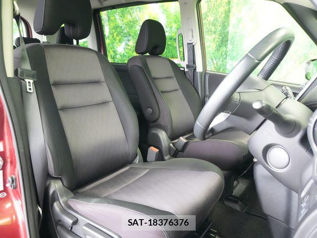 Nissan SERENA 2016-08 6677993-22