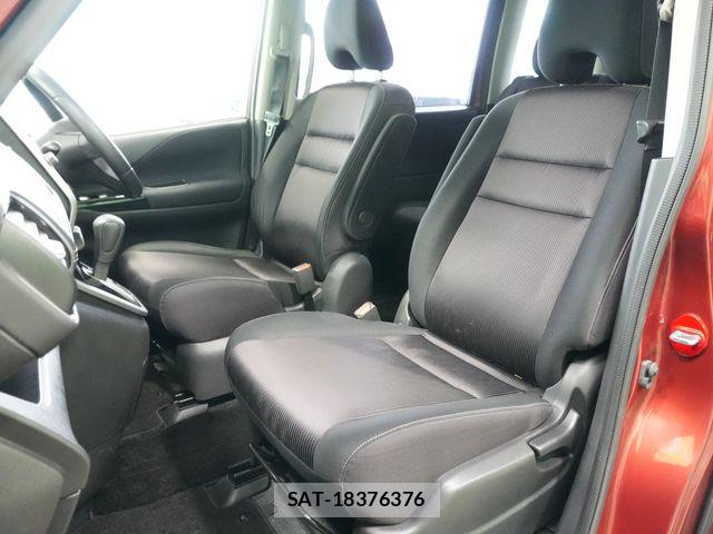 Nissan SERENA 2016-08 6677993-24