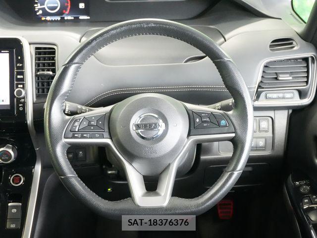 Nissan SERENA 2016-08 6677993-7