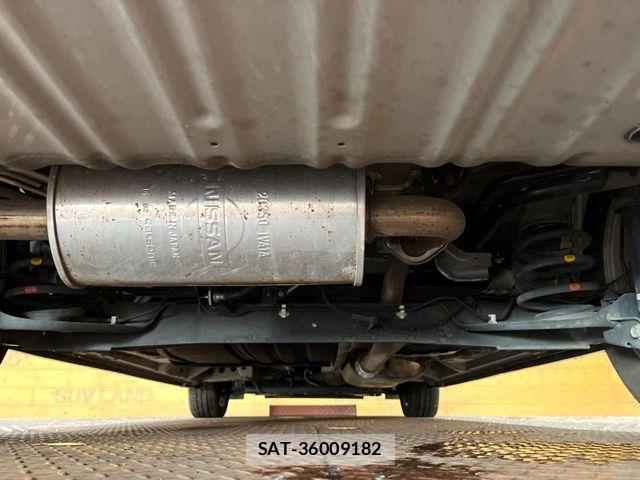 Nissan SERENA 2016-04 6678030-18