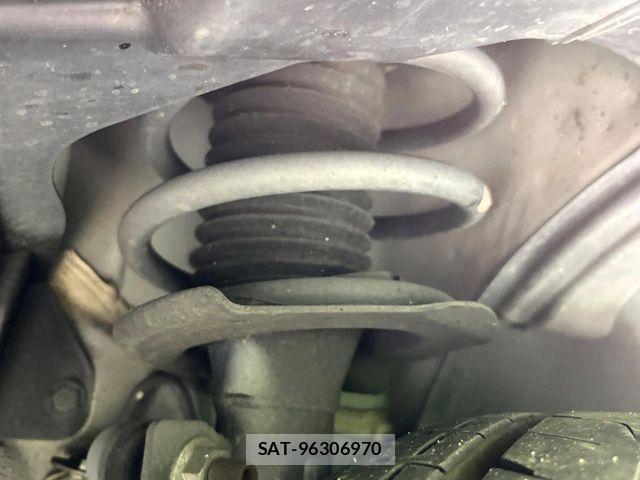 Nissan SERENA 2017-06 6677990-19
