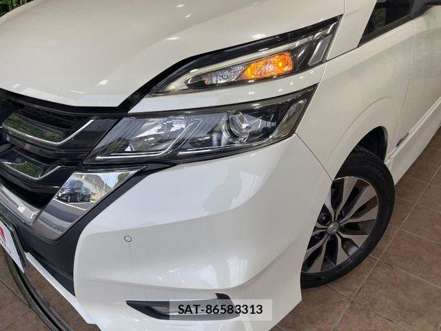 Nissan SERENA 2018-02 6677980-12