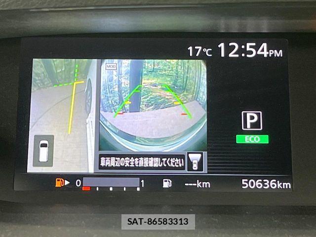 Nissan SERENA 2018-02 6677980-5