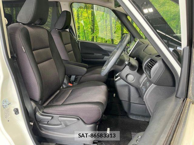 Nissan SERENA 2018-02 6677980-7