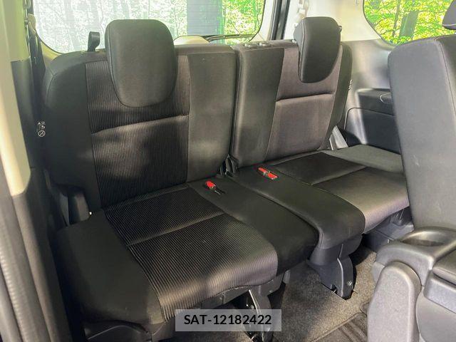 Nissan SERENA 2017-04 6678001-10
