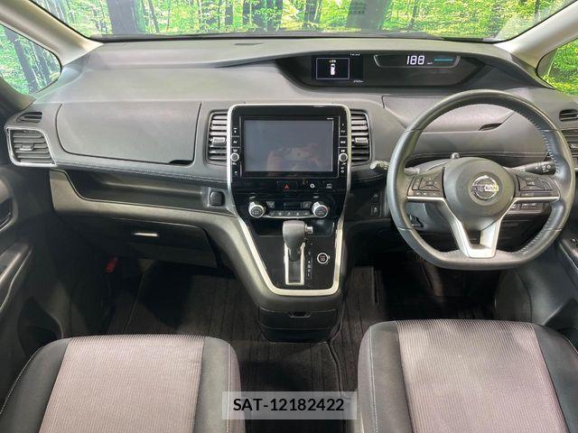 Nissan SERENA 2017-04 6678001-1