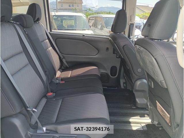 Nissan SERENA 2021-11 6682863-21