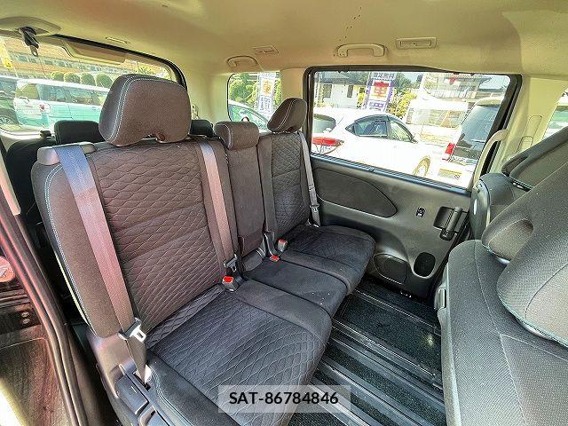 Nissan SERENA 2016-12 6691258-9