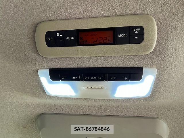 Nissan SERENA 2016-12 6691258-23