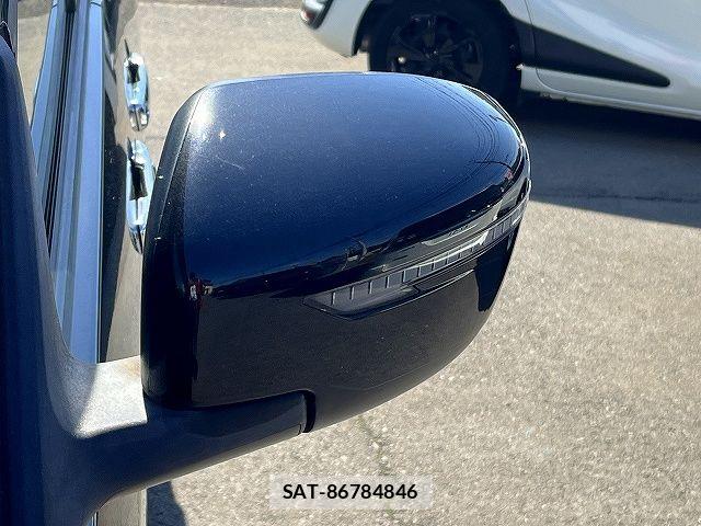 Nissan SERENA 2016-12 6691258-24