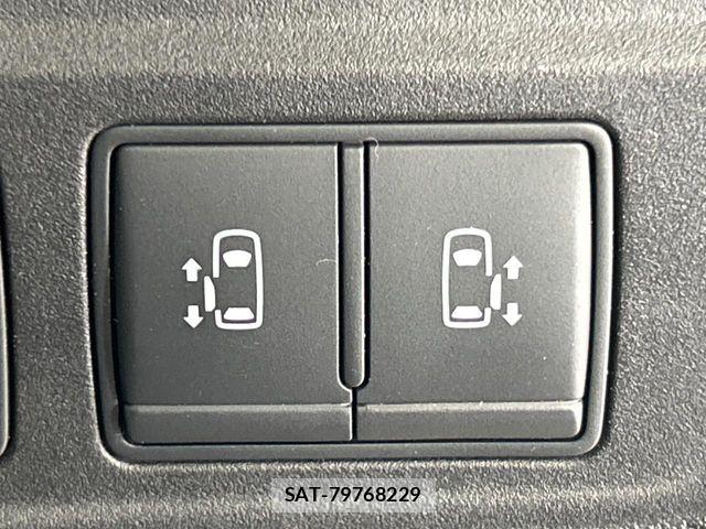 Nissan SERENA 2016-08 6717249-4