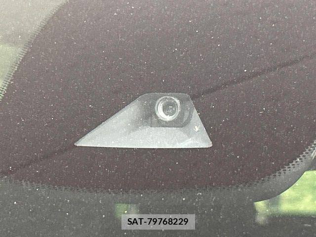 Nissan SERENA 2016-08 6717249-6