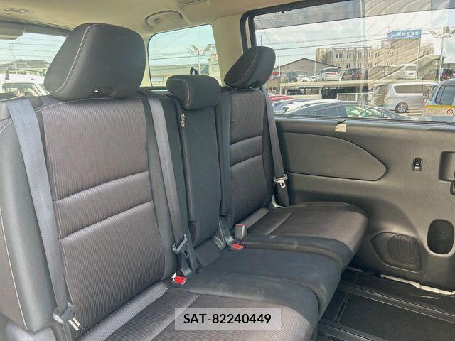 Nissan SERENA 2017-09 6717246-9