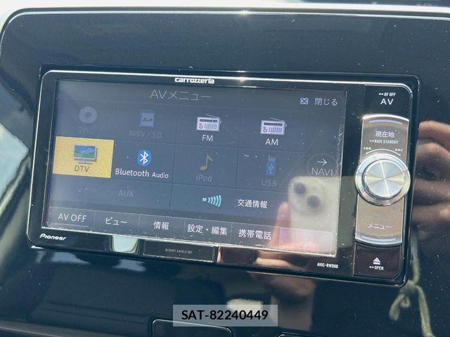 Nissan SERENA 2017-09 6717246-2