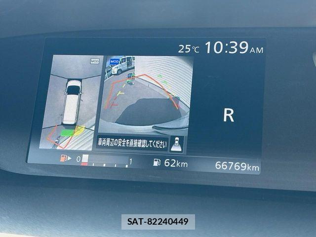 Nissan SERENA 2017-09 6717246-3