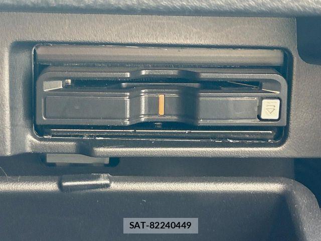 Nissan SERENA 2017-09 6717246-8