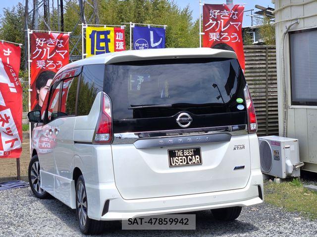 Nissan SERENA 2017-02 6753266-9